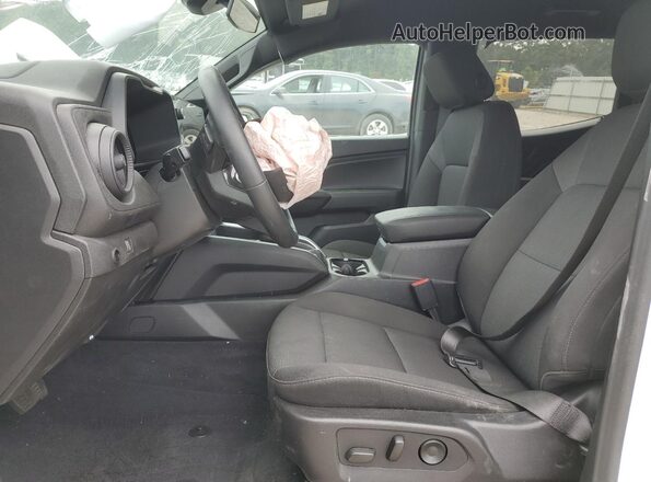 1GCPSBEK0S1208004 2025 CHEVROLET COLORADO White Front interior view
