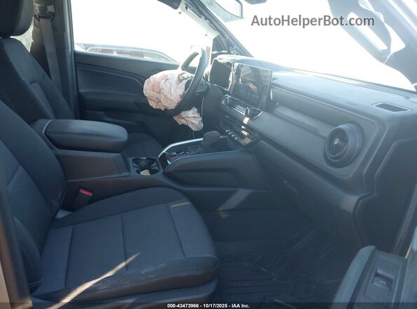 1GCPSBEK2S1117851 2025 CHEVROLET COLORADO Light Blue Вид салону спереду
