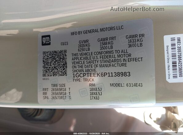 1GCPTEEK6P1138983 2023 CHEVROLET COLORADO Brown Vista del compartimento del motor