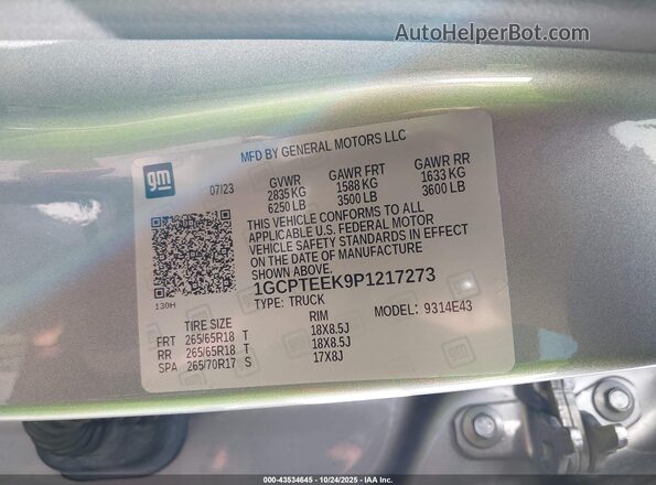 1GCPTEEK9P1217273 2023 CHEVROLET COLORADO Gray Engine compartment view