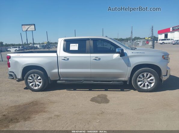 1GCPYDEK0LZ299529 2020 CHEVROLET SILVERADO Silver Rear interior view