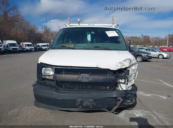 1GCWGAFF8H1126202 2017 CHEVROLET EXPRESS White Вид щитка приладів