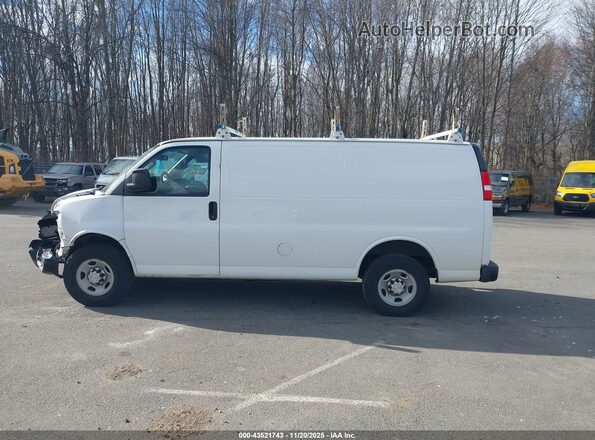 1GCWGAFF8H1126202 2017 CHEVROLET EXPRESS White Панорамний вид салону 360°