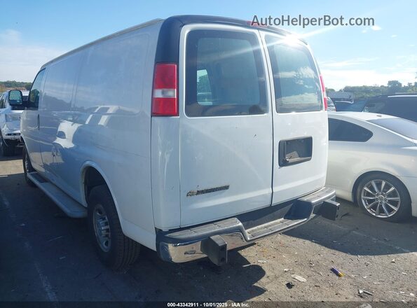 1GCWGAFG0J1904247 2018 CHEVROLET EXPRESS White Задня ліва чверть