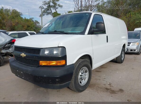 1GCWGAFG3L1252632 2020 CHEVROLET EXPRESS White Front left