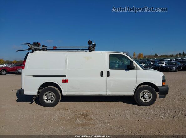 1GCWGAFP0J1335951 2018 CHEVROLET EXPRESS White უკანა სალონის ხედი