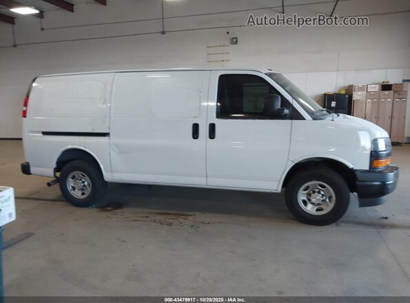 1GCWGAFP1M1168388 2021 CHEVROLET EXPRESS White Вид задньої частини салону