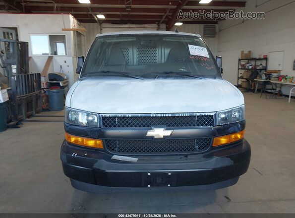 1GCWGAFP1M1168388 2021 CHEVROLET EXPRESS White Вид щитка приладів