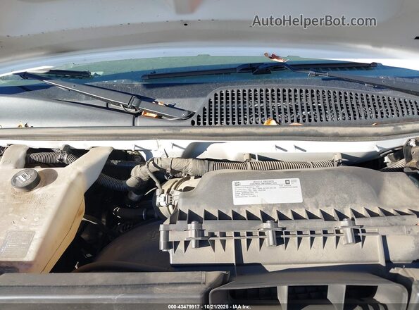 1GCWGAFP1M1168388 2021 CHEVROLET EXPRESS White Вид ззаду
