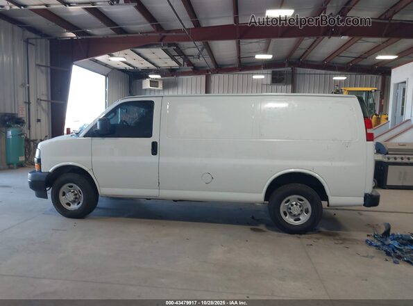 1GCWGAFP1M1168388 2021 CHEVROLET EXPRESS White Панорамний вид салону 360°