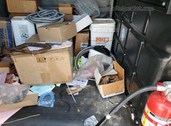 1GCWGAFP2M1181540 2021 CHEVROLET EXPRESS White Вид задніх сидінь