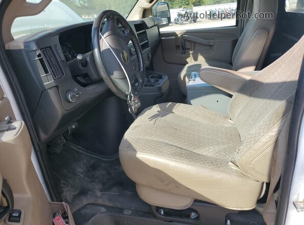 1GCWGAFP2M1181540 2021 CHEVROLET EXPRESS White 