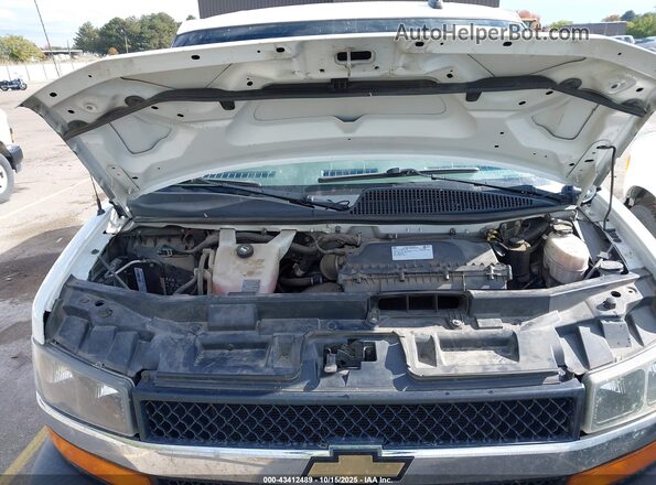 1GCWGAFP5L1185807 2020 CHEVROLET EXPRESS White Vista trasera