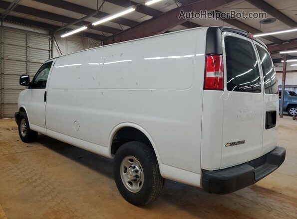 1GCZGHFGXJ1345067 2018 CHEVROLET EXPRESS Белый 