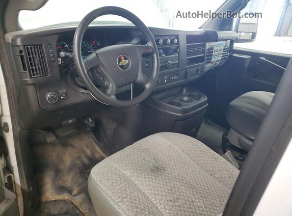 1GCZGHFGXJ1345067 2018 CHEVROLET EXPRESS Белый 