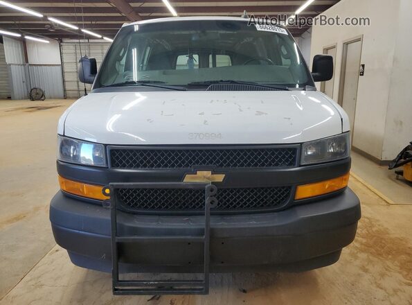 1GCZGHFGXJ1345067 2018 CHEVROLET EXPRESS Белый 
