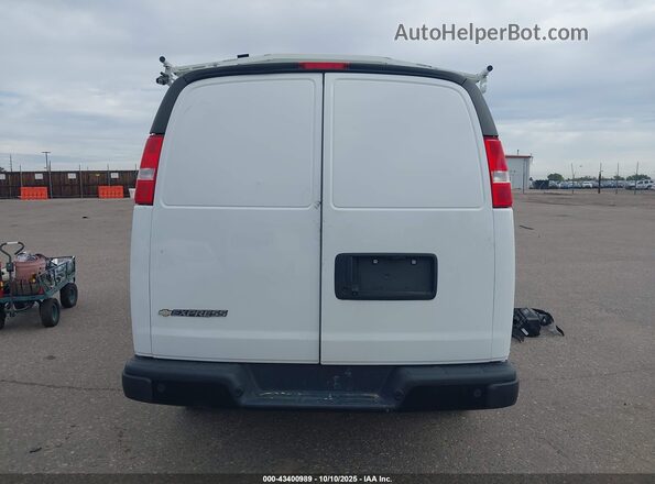 1GCZGHFP3N1223592 2022 CHEVROLET EXPRESS White 