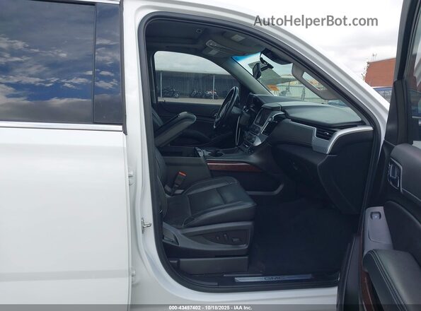 1GKS2BKC0LR215856 2020 GMC YUKON White Front interior view