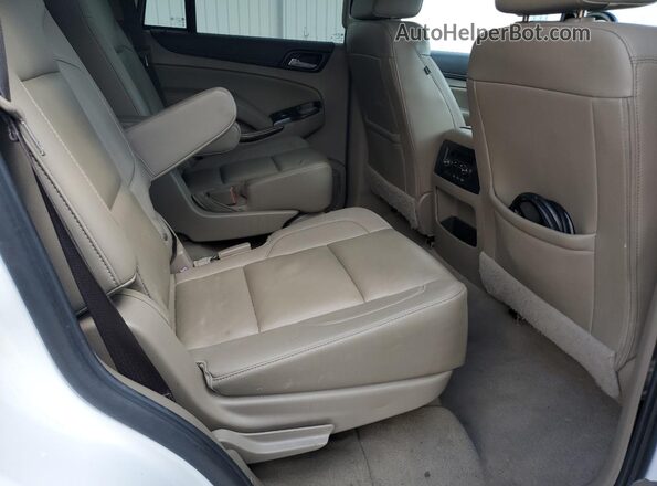 1GKS2DKC5LR275899 2020 GMC YUKON White Rear interior view