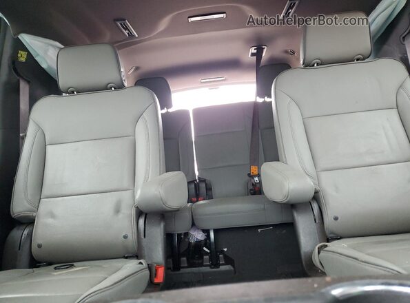 1GKS2GKD6PR491907 2023 GMC YUKON White Հետևի նստատեղերի տեսք