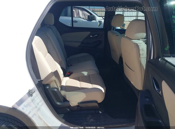 1GNEVFKW2NJ131273 2022 CHEVROLET TRAVERSE White Widok naklejki z numerem VIN