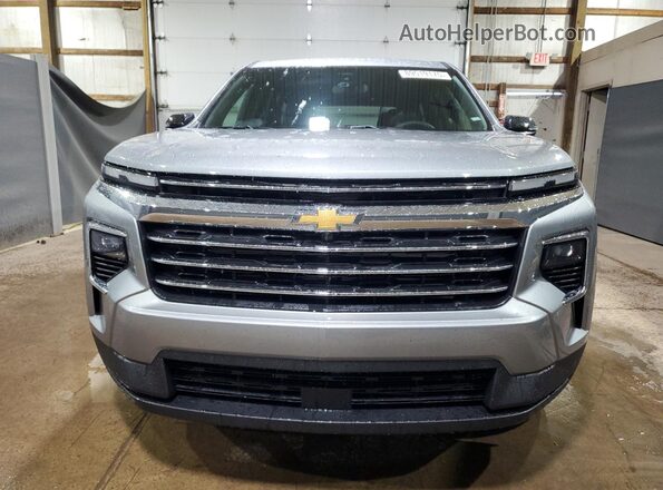 1GNEVGKS1TJ137288 2026 CHEVROLET TRAVERSE Gray Դիմացի տեսք