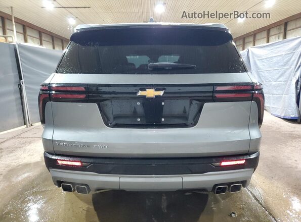 1GNEVGKS1TJ137288 2026 CHEVROLET TRAVERSE Gray Հետևի տեսք