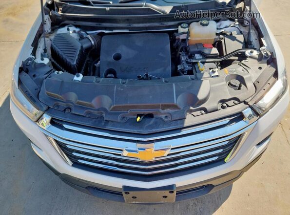 1GNEVGKW1NJ149981 2022 CHEVROLET TRAVERSE White Vista del compartimento del motor