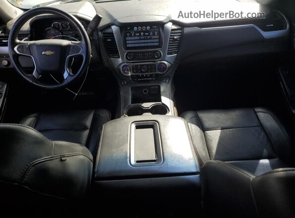 1GNSCHKC6JR102283 2018 CHEVROLET SUBURBAN White Widok deski rozdzielczej