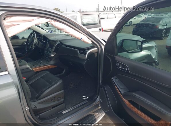 1GNSCJKC0LR272035 2020 CHEVROLET SUBURBAN Gray Front interior view