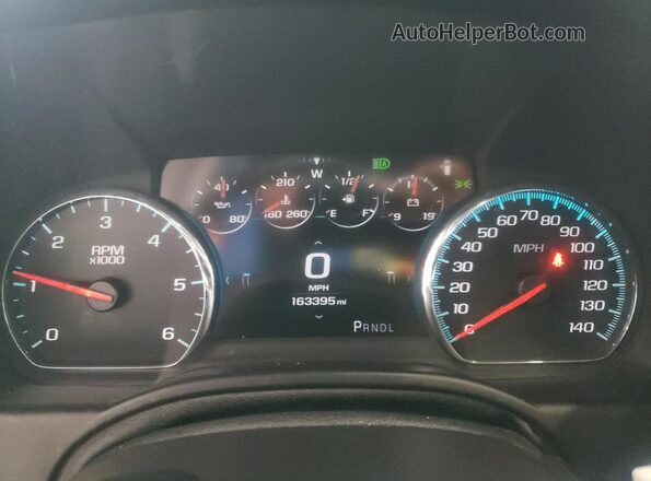 1GNSCJKC5JR181498 2018 CHEVROLET SUBURBAN Черный 