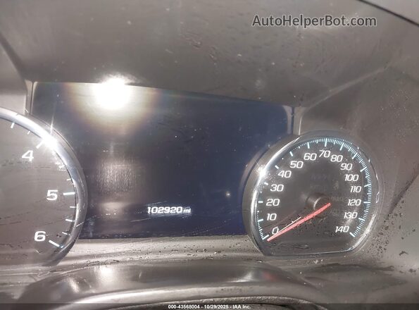 1GNSCJKJ0LR266234 2020 CHEVROLET SUBURBAN Черный Вид задних сидений