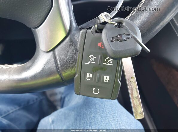 1GNSKBKC4LR130084 2020 CHEVROLET TAHOE Silver Dashboard view