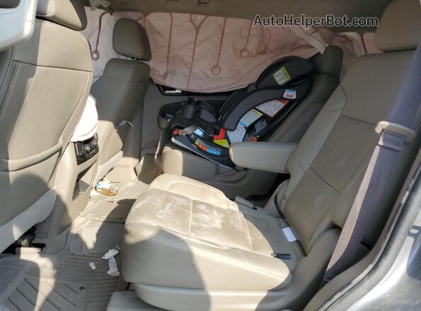 1GNSKBKC6LR187208 2020 CHEVROLET TAHOE Gray Vista interior trasera