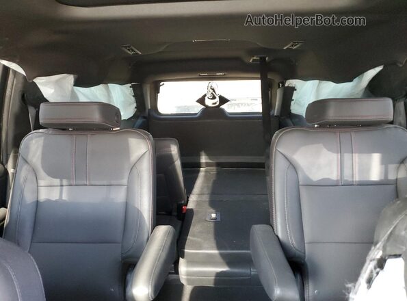 1GNSKEKT7PR482048 2023 CHEVROLET SUBURBAN Черный Вид задних сидений