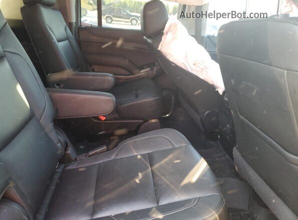 1GNSKHKC8LR185009 2020 CHEVROLET SUBURBAN Gray Widok wnętrza z tyłu