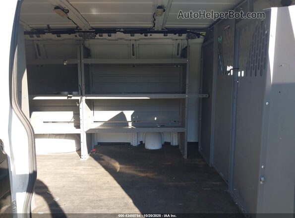 1GTW7AF72N1216420 2022 GMC SAVANA CARGO White Vista de la etiqueta del VIN