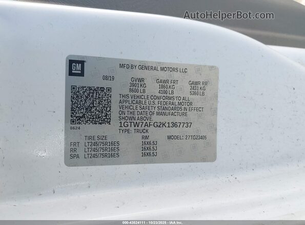 1GTW7AFG2K1367737 2019 GMC SAVANA 2500 White Widok komory silnika