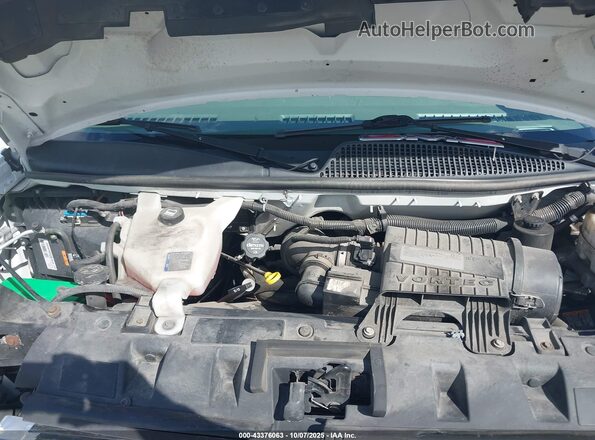 1GTW7AFG6K1371760 2019 GMC SAVANA 2500 Белый Вид сзади