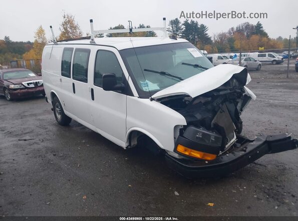 1GTW7AFP2J1202477 2018 GMC SAVANA 2500 White Սալոնի հետևի տեսք