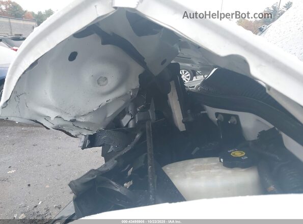 1GTW7AFP2J1202477 2018 GMC SAVANA 2500 White Հետևի տեսք