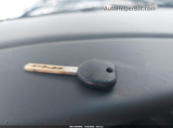 1GTW7AFP2J1202477 2018 GMC SAVANA 2500 White Առջևի վահանակի տեսք