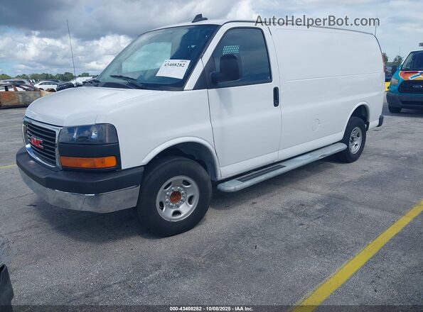 1GTW7AFP5R1281929 2024 GMC SAVANA CARGO White Առջևի ձախ երեք քառորդ տեսարան