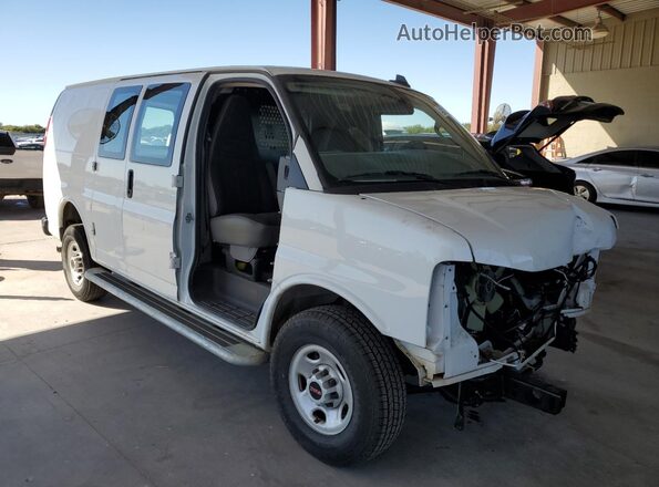 1GTW7AFP9R1163902 2024 GMC SAVANA White 