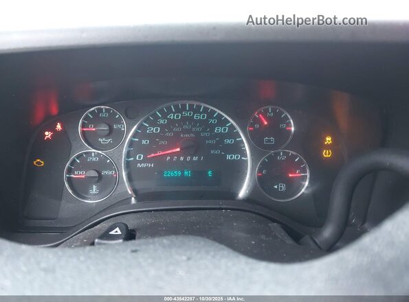 1GTW7AFPXR1165514 2024 GMC SAVANA CARGO White უკანა სავარძლების ხედი