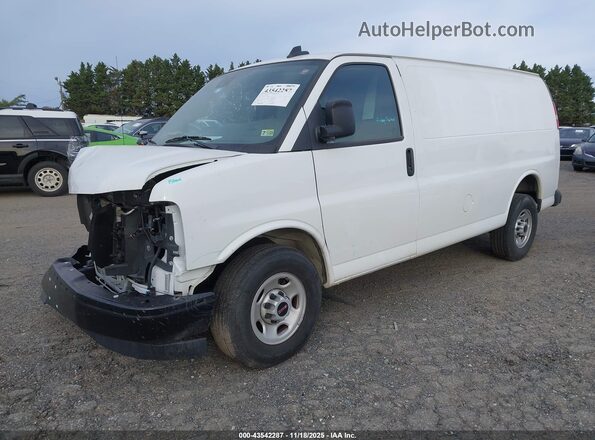 1GTW7AFPXR1165514 2024 GMC SAVANA CARGO White წინა მარცხენა ხედი სამი მეოთხედიდან