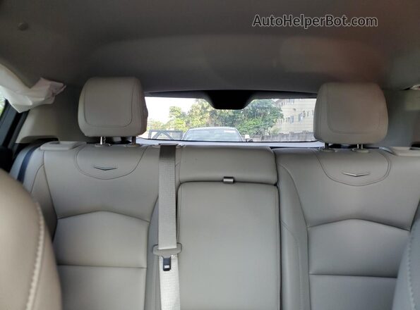 1GYAZAR48PF177404 2023 CADILLAC XT4 Black Widok tylnych siedzeń