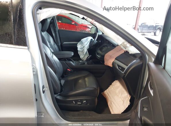 1GYFZDR45LF087225 2020 CADILLAC XT4 Silver Vista interior delantera