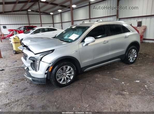 1GYFZDR45LF087225 2020 CADILLAC XT4 Silver Vista tres cuartos delantera izquierda