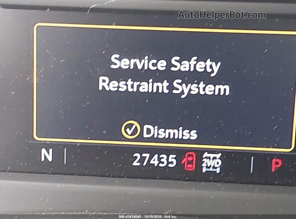 1GYFZDR49PF110222 2023 CADILLAC XT4 Серый 